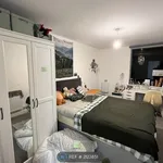 Rent 2 bedroom apartment in Yorkshire And The Humber