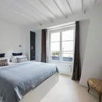 Appartement de 66 m² avec 2 chambre(s) en location à Paris