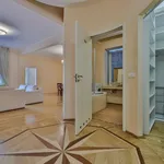 Rent 3 bedroom apartment of 87 m² in Warsaw