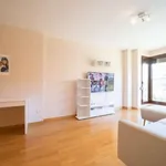 Rent a room of 100 m² in madrid