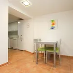 Rent a room of 70 m² in granada