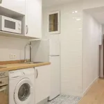 Rent 1 bedroom apartment of 50 m² in madrid