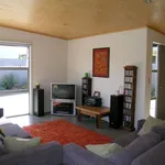 Rent 3 bedroom house in Papamoa