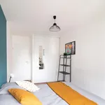 Rent 4 bedroom apartment in Clichy