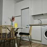 Rent 1 bedroom apartment of 35 m² in Madrid