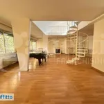 Rent 5 bedroom apartment of 200 m² in Rome