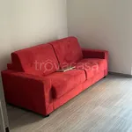 Rent 2 bedroom apartment of 60 m² in Milano