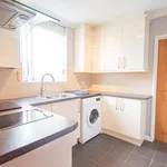 Rent 2 bedroom house in Hull