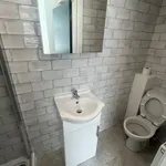 Rent 6 bedroom house in Swansea