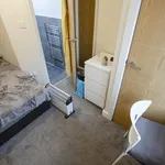 Rent 6 bedroom flat in West Midlands