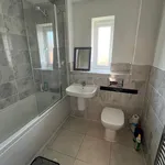 Rent 4 bedroom flat in Stratford-on-Avon