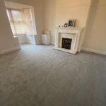 Rent 3 bedroom flat in West Midlands