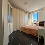 Rent 1 bedroom apartment of 68 m² in genova