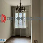 Rent 5 bedroom apartment of 147 m² in Milan