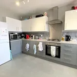 Rent 5 bedroom house in Slough