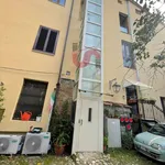 Affitto 3 camera appartamento di 160 m² in Benevento