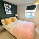 Rent 3 bedroom flat in Wales