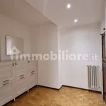 Rent 5 bedroom apartment of 130 m² in Teramo