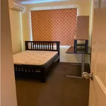 Rent 6 bedroom house in  Bentley WA 6102                        