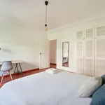 Rent 7 bedroom apartment in Lisbon