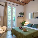 Rent 4 bedroom apartment in Barcelona