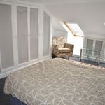 Rent 5 bedroom house in South East England