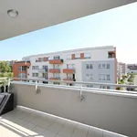 Rent 2 bedroom apartment of 53 m² in Prague