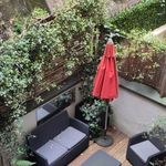 Rent 1 bedroom apartment of 400 m² in Paris