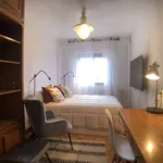 Rent a room of 100 m² in madrid