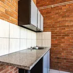 Rent 1 bedroom apartment in Johannesburg