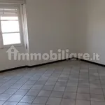 Affitto 5 camera appartamento di 195 m² in Savona