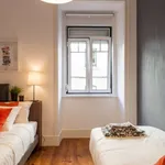 Rent 3 bedroom apartment in lisbon