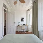 Rent a room in lisbon