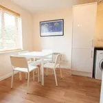 Rent 2 bedroom flat in Yorkshire And The Humber