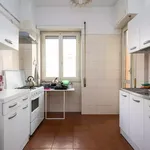 Rent 6 bedroom apartment in Rome