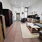 Rent 2 bedroom apartment of 2 m² in Oradea