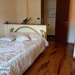 Rent 5 bedroom apartment of 130 m² in Genoa