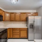 Rent 3 bedroom apartment in Warren