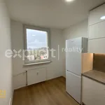 Pronajměte si 1 ložnic/e byt o rozloze 33 m² v Zlín