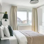 Rent 1 bedroom apartment of 592 m² in vienna