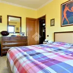 Rent 4 bedroom apartment of 150 m² in Roma