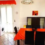 Rent 4 bedroom apartment of 90 m² in Ostra