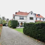 Alleenstaande villa ideaal gelegen op een toplocatie in het Zoute.