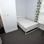 Rent 2 bedroom flat in West Midlands