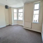 Rent 4 bedroom house in East Midlands