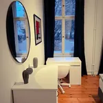 Rent a room of 120 m² in Berlin