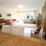 Rent 3 bedroom house in Dorking