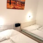 Miete 2 Schlafzimmer wohnung von 700 m² in vienna