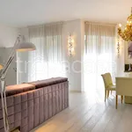 Rent 3 bedroom apartment of 120 m² in Milano