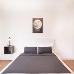 Miete 3 Schlafzimmer wohnung von 90 m² in Düsseldorf